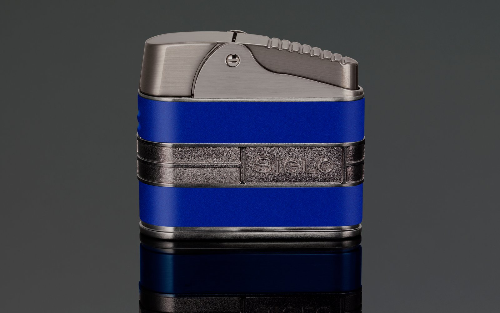 Gun & Blue 